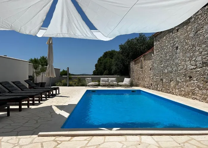Boutique House Ika With Private Swimming Pool